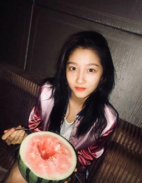 深夜吃瓜的姐妹,揭秘娱乐圈幕后故事